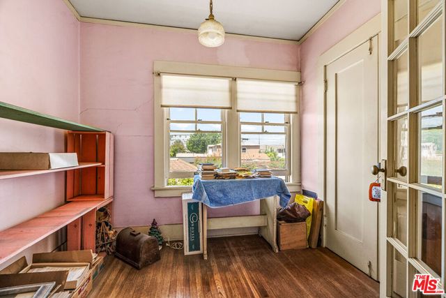 1621 5th Avenue, Los Angeles, CA 90019
