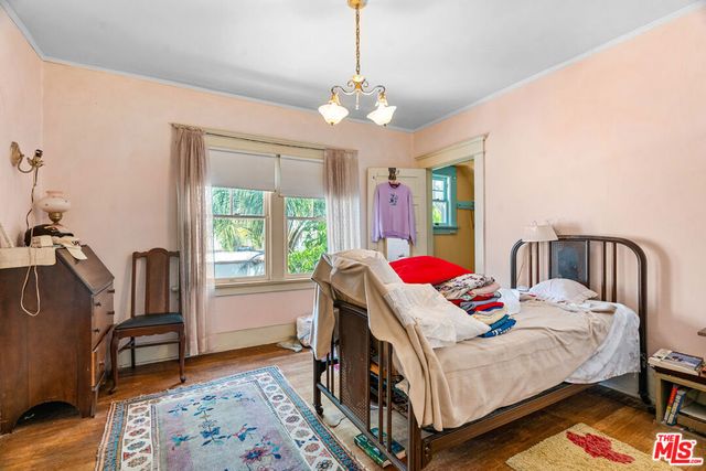 1621 5th Avenue, Los Angeles, CA 90019