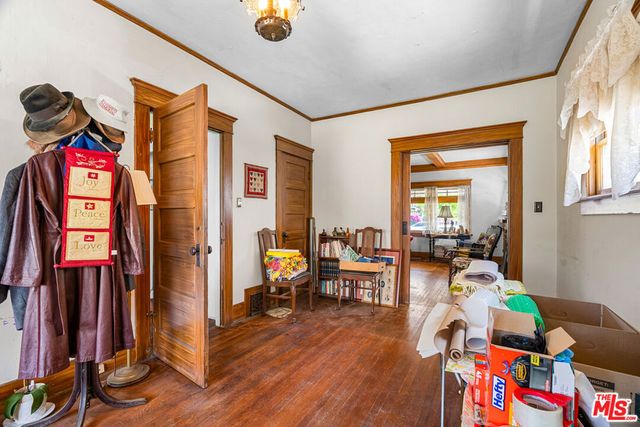 1621 5th Avenue, Los Angeles, CA 90019
