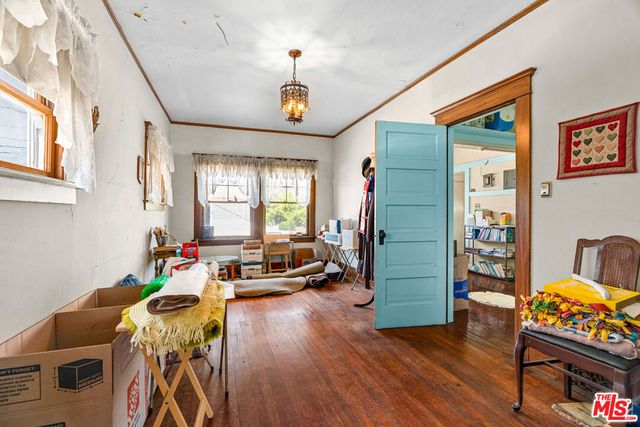 1621 5th Avenue, Los Angeles, CA 90019