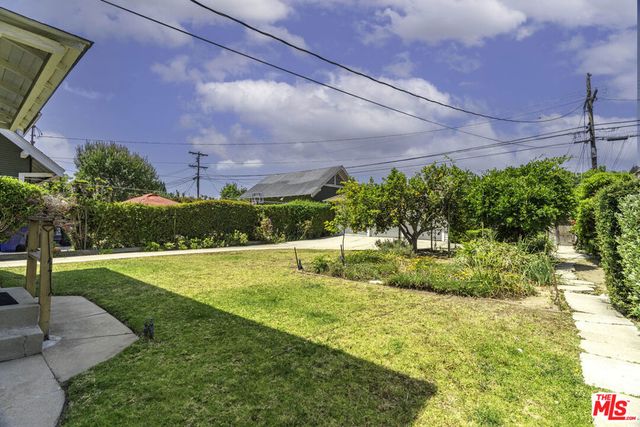 1621 5th Avenue, Los Angeles, CA 90019