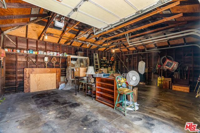 1621 5th Avenue, Los Angeles, CA 90019