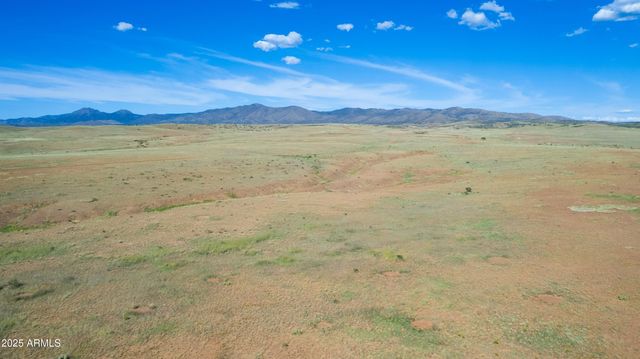 1003 N DIAZ Street, Dewey, AZ 86327