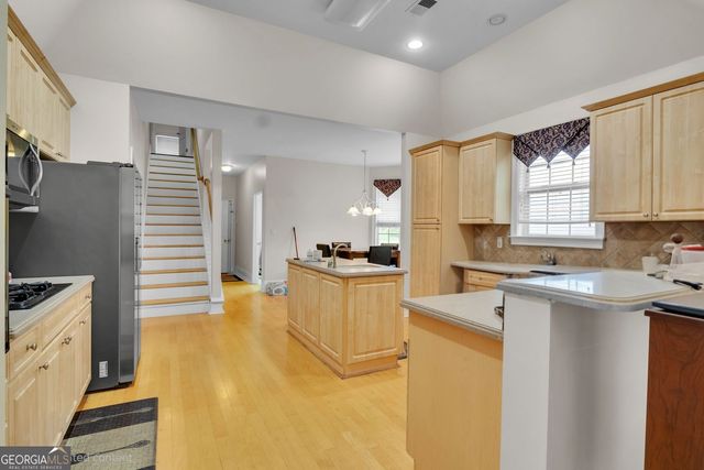 437 Grandiflora Drive, Mcdonough, GA 30253