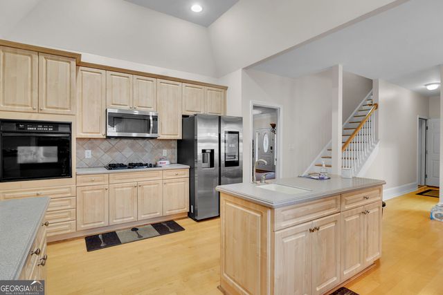 437 Grandiflora Drive, Mcdonough, GA 30253