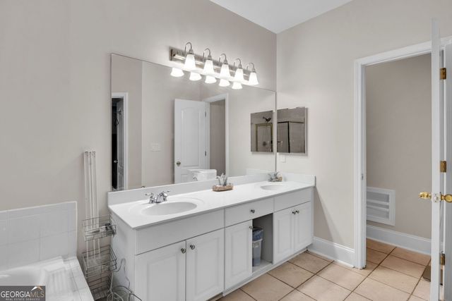 437 Grandiflora Drive, Mcdonough, GA 30253
