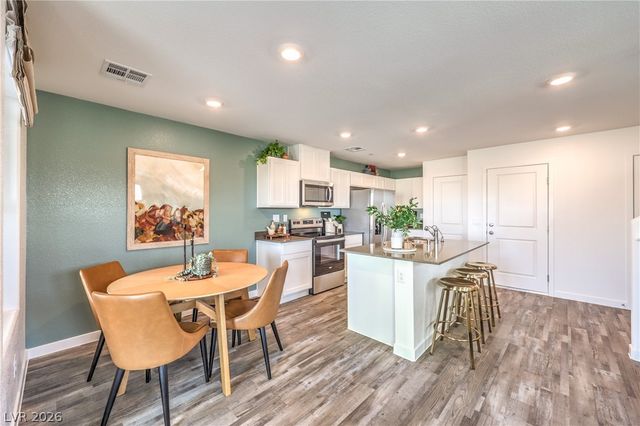 925 Rosy Starling Street, Henderson, NV 89011