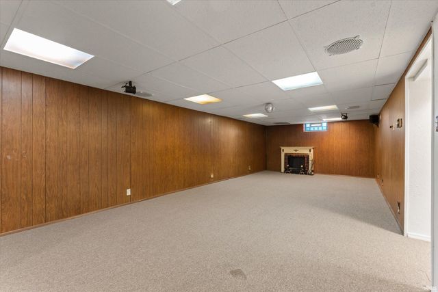 19151 Dresden Drive, South Bend, IN 46637