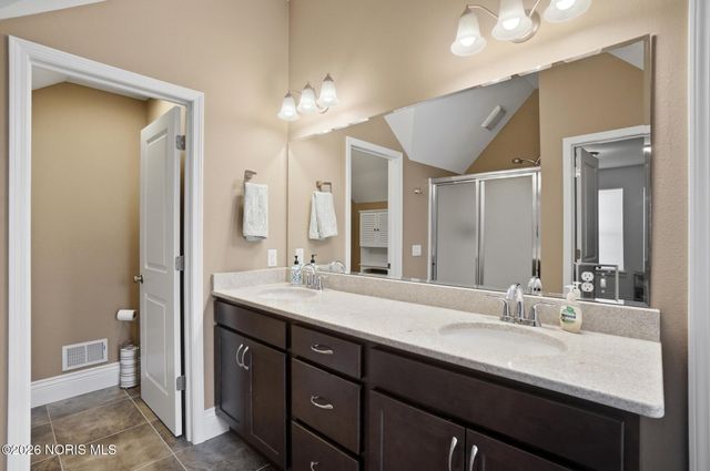 103 Barton Creek Drive, Perrysburg, OH 43551