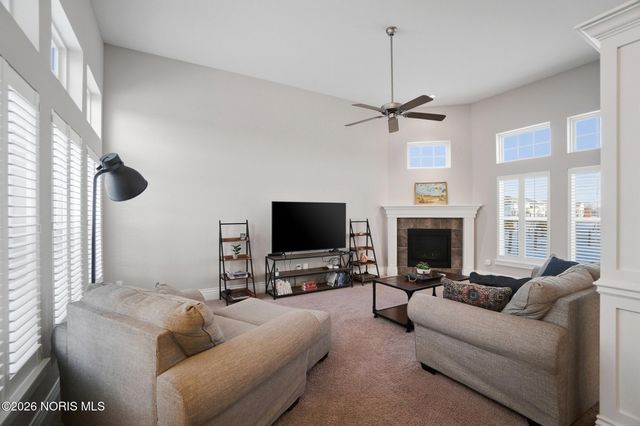 103 Barton Creek Drive, Perrysburg, OH 43551