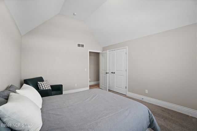 103 Barton Creek Drive, Perrysburg, OH 43551