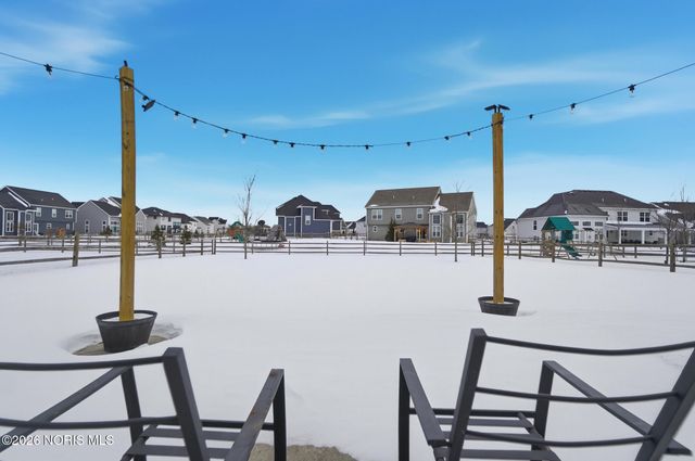 103 Barton Creek Drive, Perrysburg, OH 43551