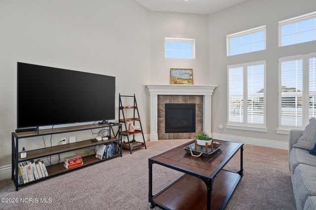 103 Barton Creek Drive, Perrysburg, OH 43551