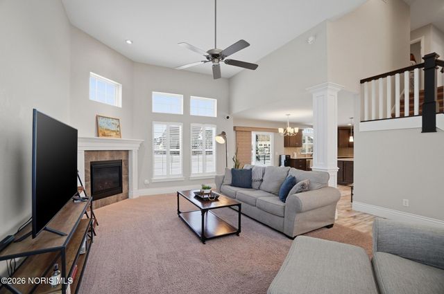 103 Barton Creek Drive, Perrysburg, OH 43551