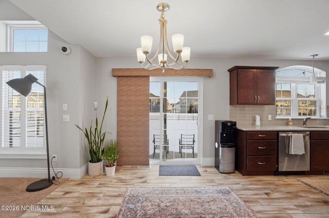 103 Barton Creek Drive, Perrysburg, OH 43551