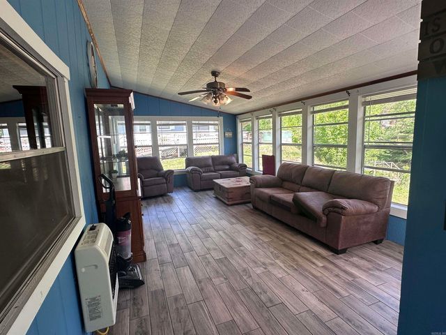 19 Riverside Lane, Pangburn, AR 72121