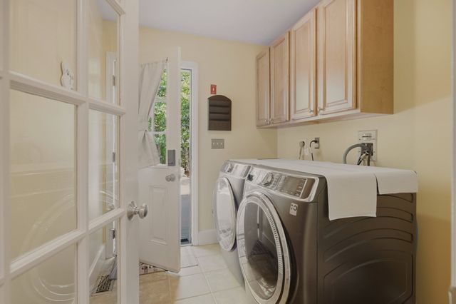 6 Buddys Crossing, Freetown, MA 02717
