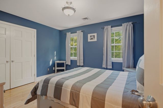 6 Buddys Crossing, Freetown, MA 02717