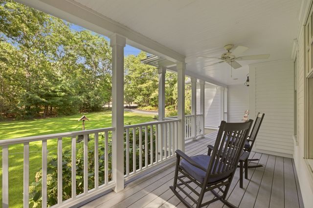 6 Buddys Crossing, Freetown, MA 02717