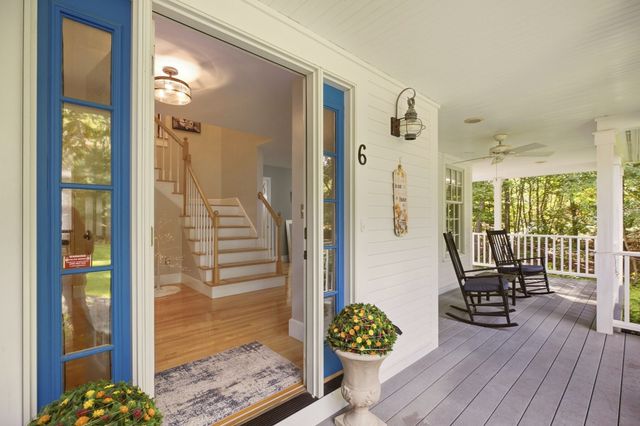 6 Buddys Crossing, Freetown, MA 02717