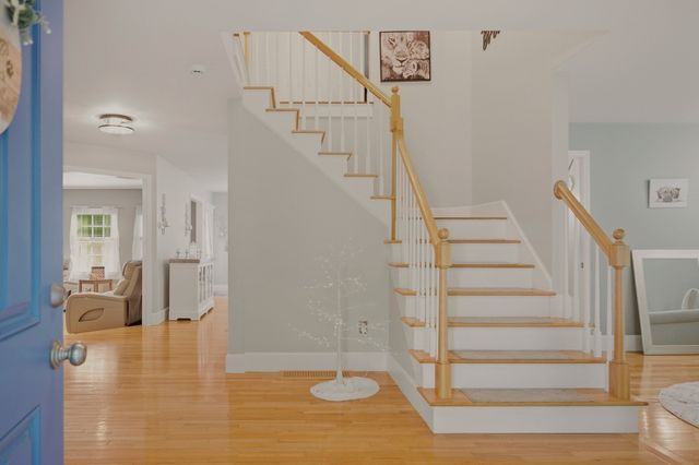 6 Buddys Crossing, Freetown, MA 02717