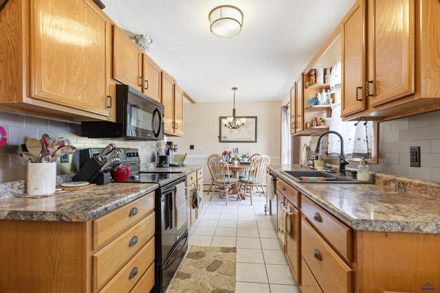 1001 E OHIO, Rapid City, SD 57701