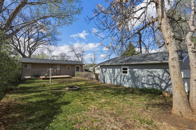 1001 E OHIO, Rapid City, SD 57701