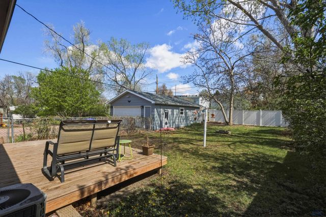1001 E OHIO, Rapid City, SD 57701