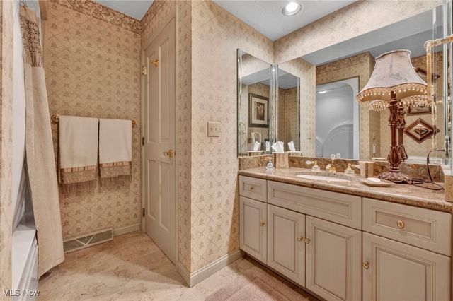 4670 Figgie Drive, Willoughby, OH 44094