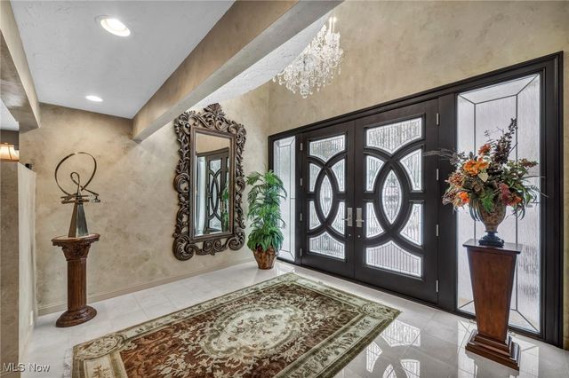 4670 Figgie Drive, Willoughby, OH 44094