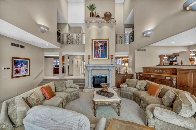 4670 Figgie Drive, Willoughby, OH 44094