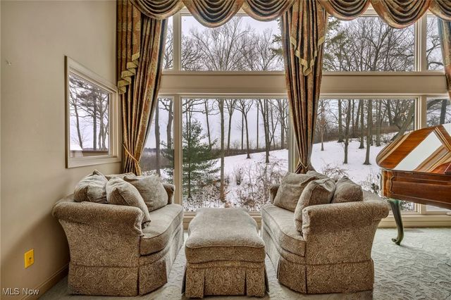 4670 Figgie Drive, Willoughby, OH 44094