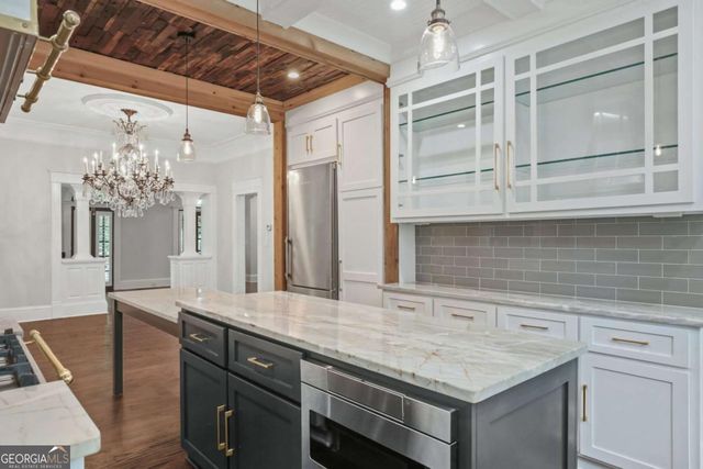 908 N Highland Avenue NE, Atlanta, GA 30306