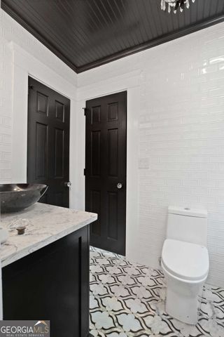 908 N Highland Avenue NE, Atlanta, GA 30306