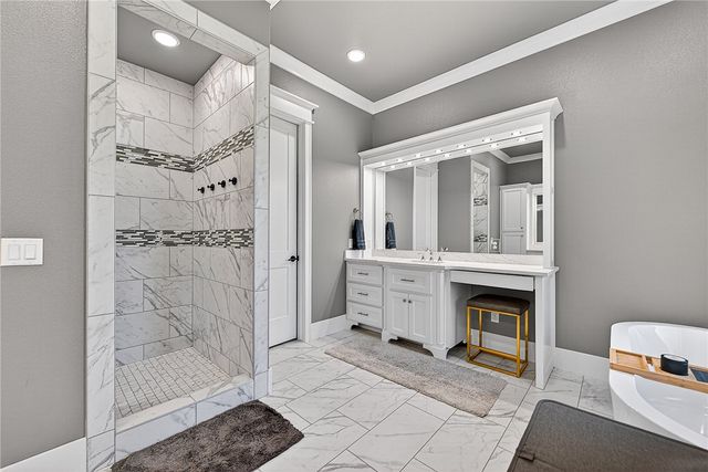 2702 NE Waterfall Avenue, Bentonville, AR 72712