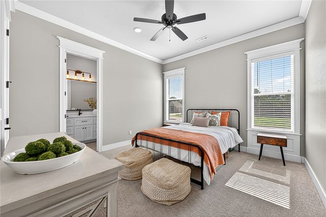 2702 NE Waterfall Avenue, Bentonville, AR 72712