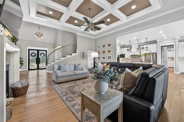 2702 NE Waterfall Avenue, Bentonville, AR 72712