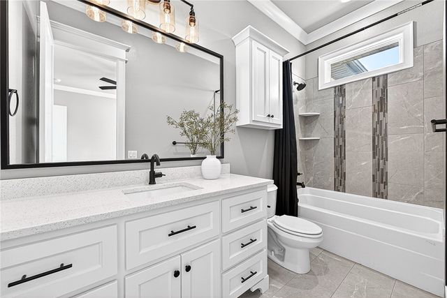 2702 NE Waterfall Avenue, Bentonville, AR 72712