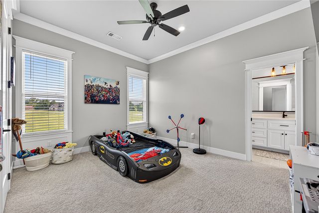 2702 NE Waterfall Avenue, Bentonville, AR 72712