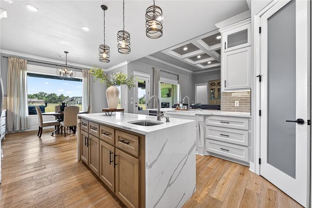2702 NE Waterfall Avenue, Bentonville, AR 72712