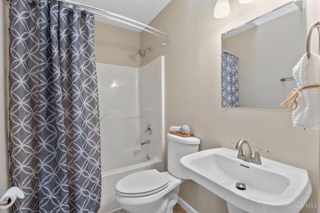 124 Marisa Drive, Middletown, OH 45042