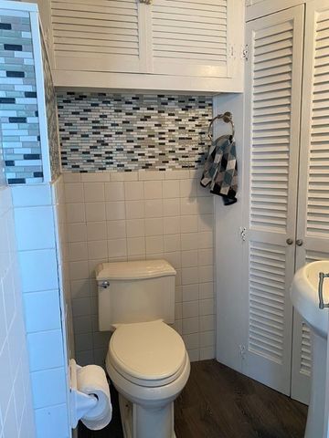 11 Second Street 1, North Andover, MA 01845