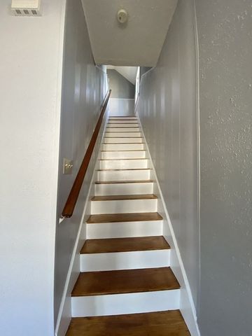 11 Second Street 1, North Andover, MA 01845