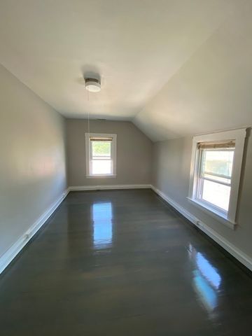 11 Second Street 1, North Andover, MA 01845