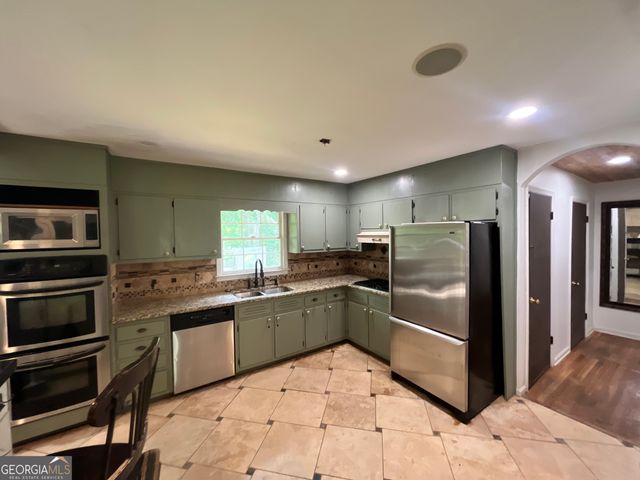 6450 E Stubbs Road, South Fulton, GA 30349