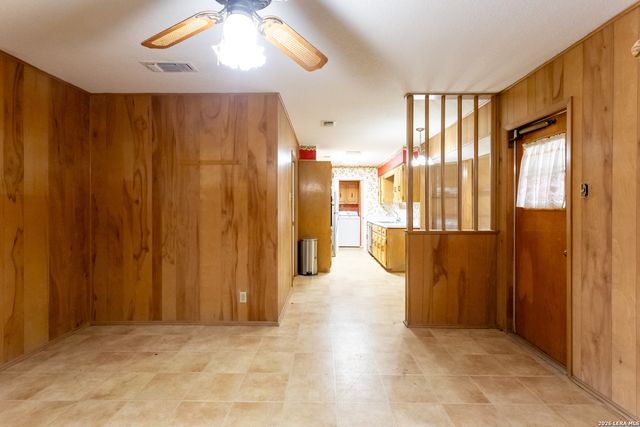 5059 merlin, San Antonio, TX 78218