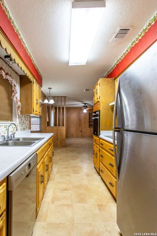 5059 merlin, San Antonio, TX 78218