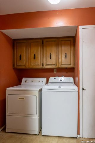 5059 merlin, San Antonio, TX 78218