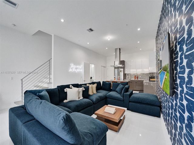 1222 NE 15th Avenue, Fort Lauderdale, FL 33304