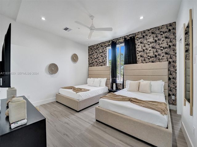 1222 NE 15th Avenue, Fort Lauderdale, FL 33304